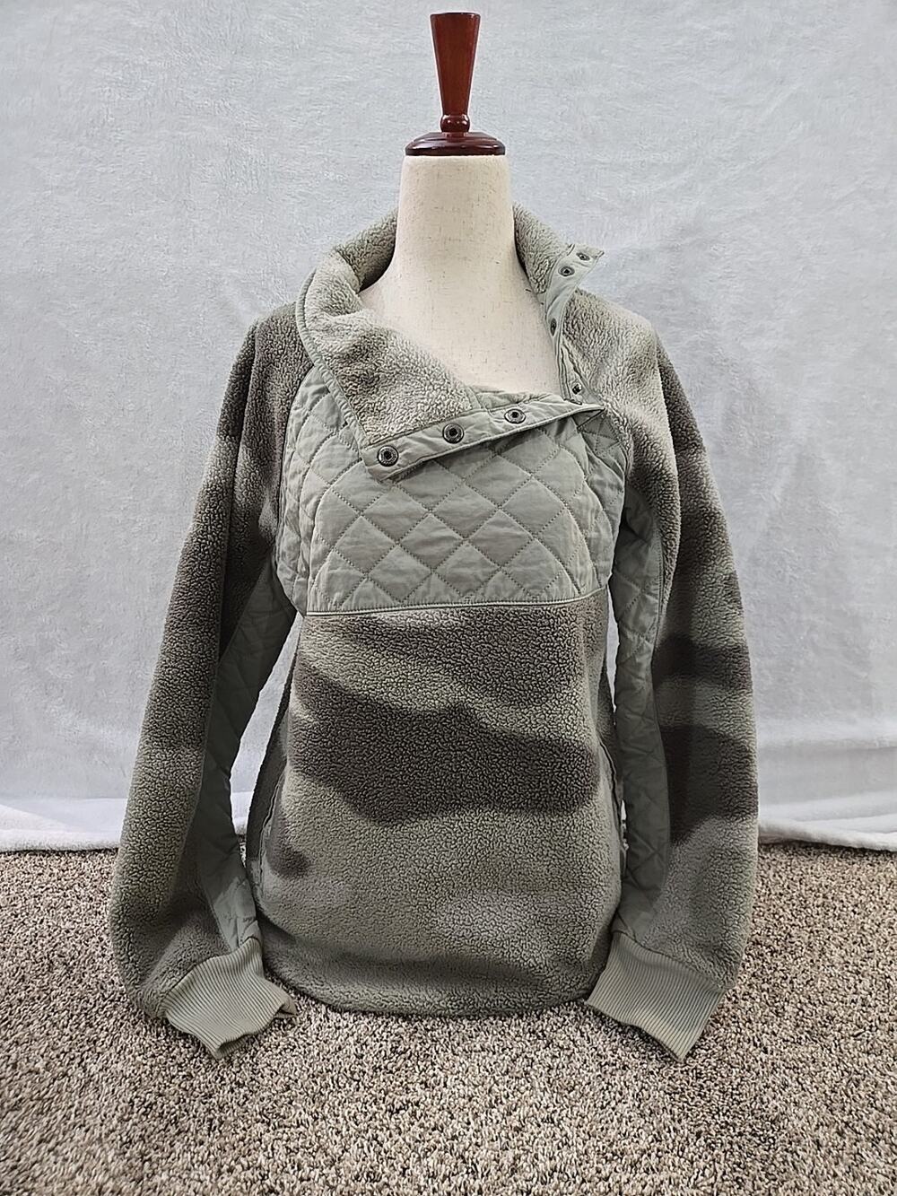 Abercrombie & Fitch Camo Sherpa Mockneck Fleece Womans Sz Small Gorpcore Quilted